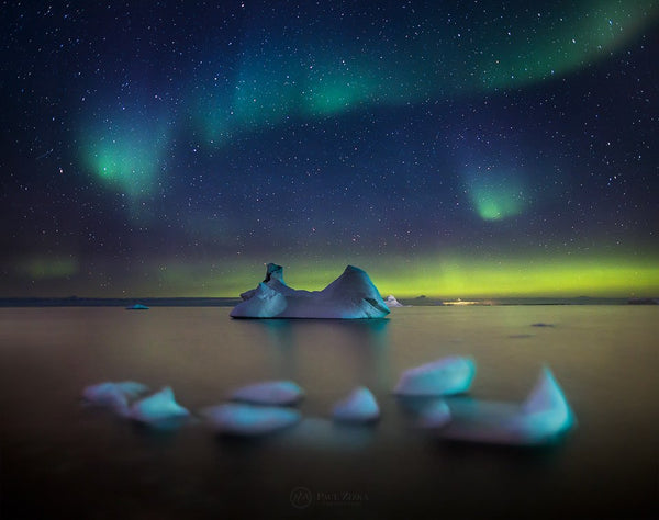 Drifting Light & Ice